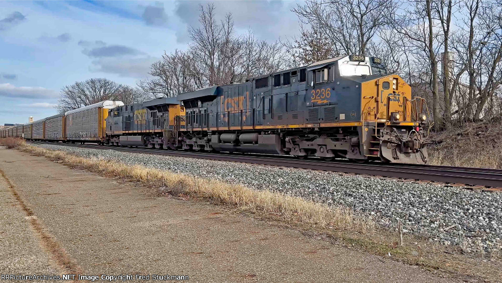 CSX 3236 leads another M277.